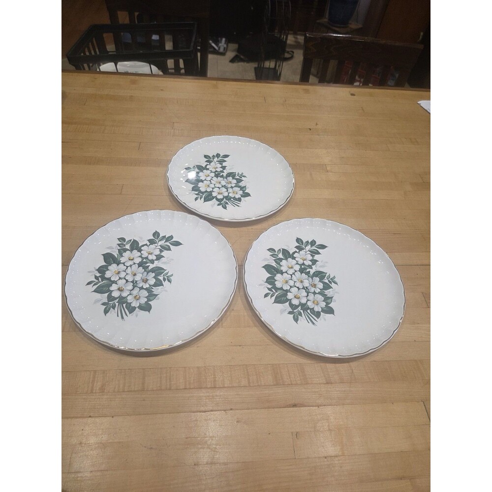 Vintage W S George Bolero White Flower Dinner Plates Set of 3 Gold Trim